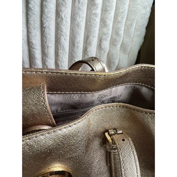 Gold Michael Kors Jet Set Tote - Picture 11 of 16